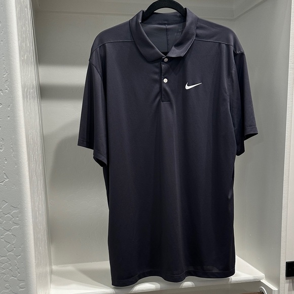 Nike Other - Nike Men's Dark Gray Golf Shirt